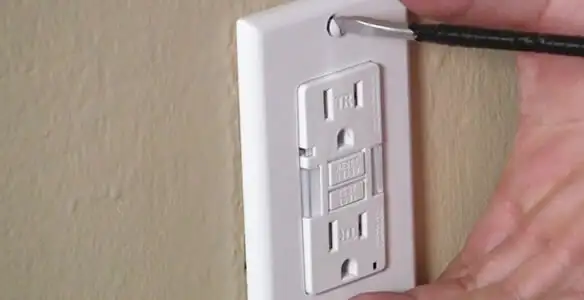 gfc outlets service securing and mounting ground fault circuit interrupter outlet by certified electricians in Long Beach, CA