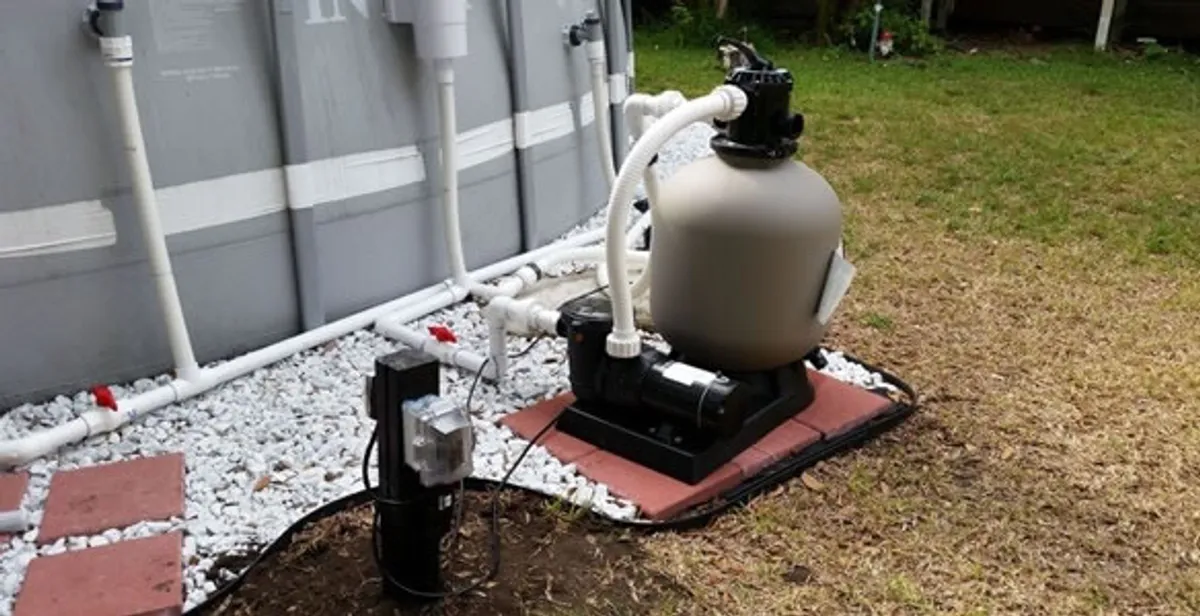pool pumps service with professionally installed pool pump and filtration system in Long Beach, CA